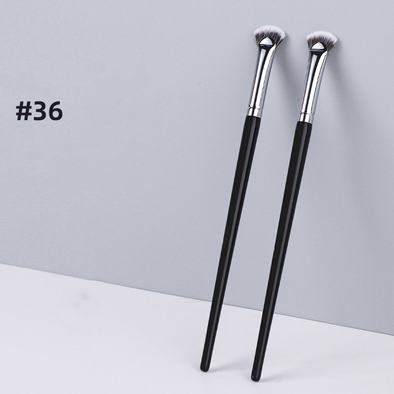 ~1PC Fan-shaped Eyelash Brush  - Beauty No Makeup ulasan dan harga